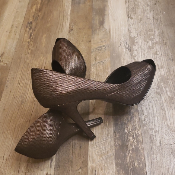 Jessica Simpson heels - Picture 6 of 9